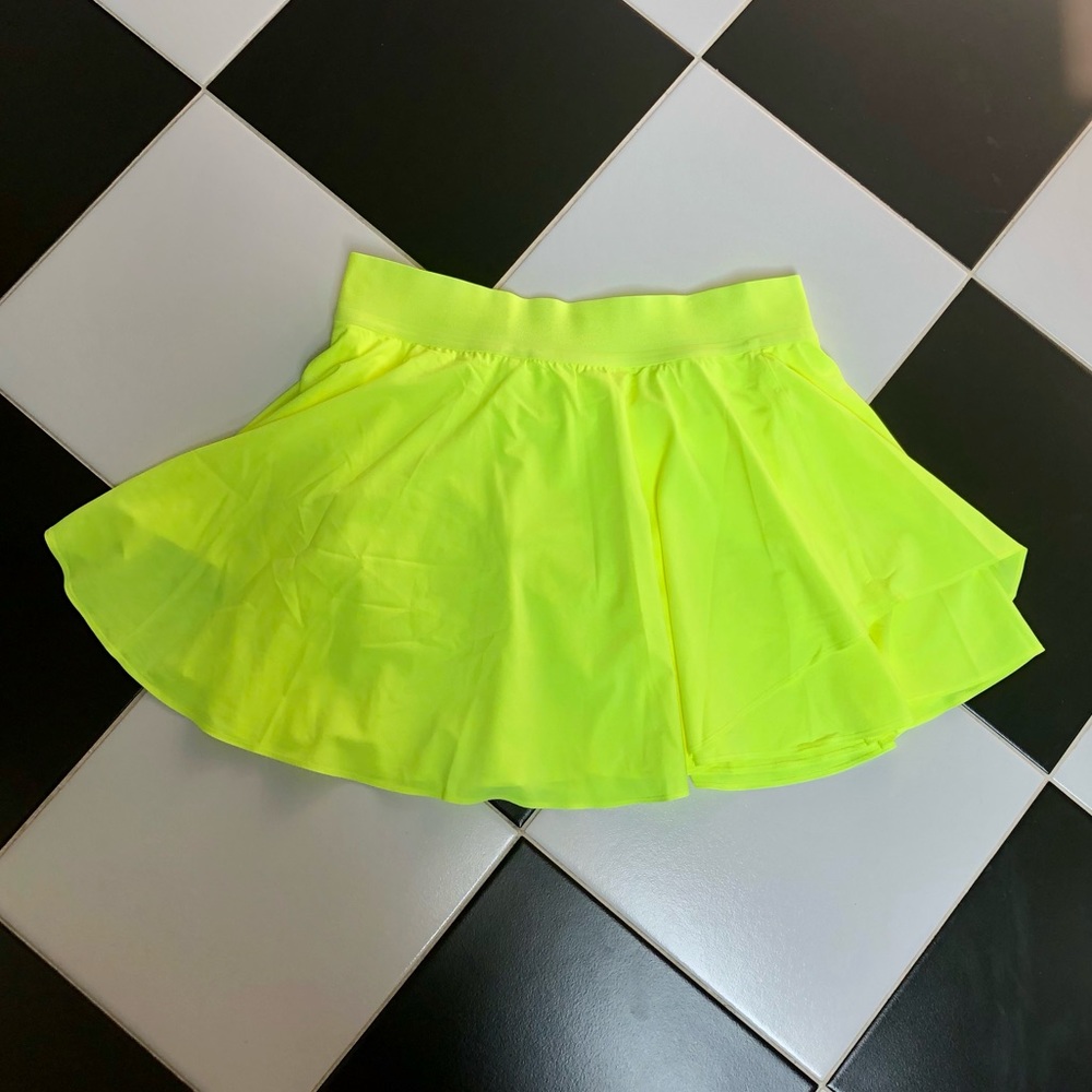 NWT Lululemon Court Rival High Rise Skirt Long Neon Yellow Highlighter size 10